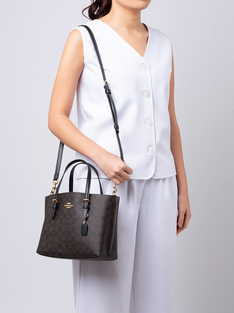 CV965 Signature Mollie 25 Bag Walnut Black