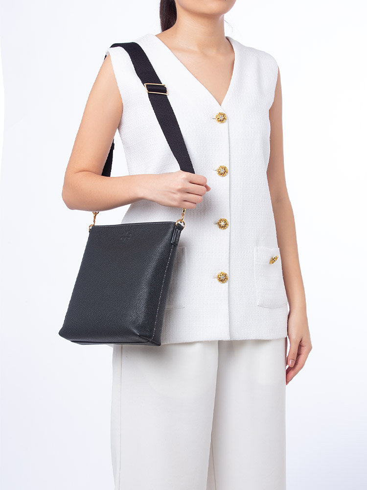Thea Swingpack Black