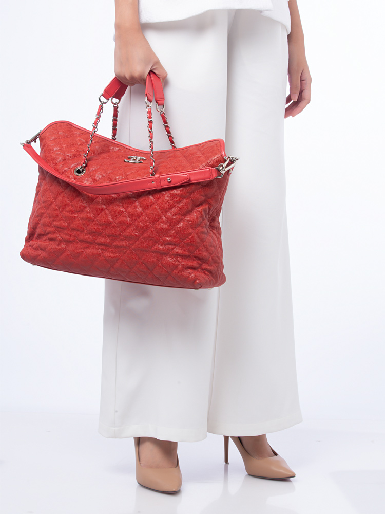 Caviar French Riviera Shoulder Bag Red
