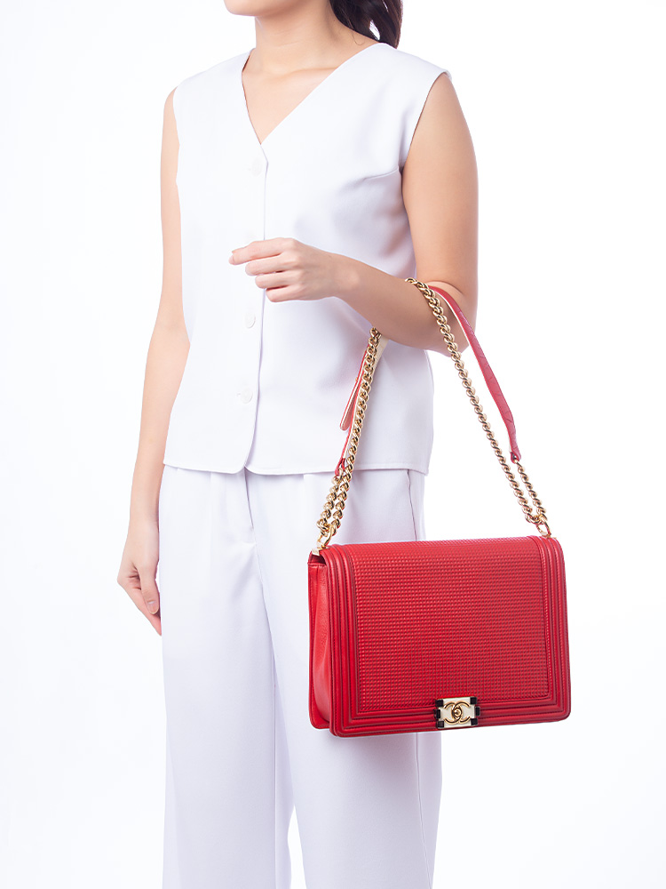 Lambskin New Medium Boy Cube Flap Bag Red