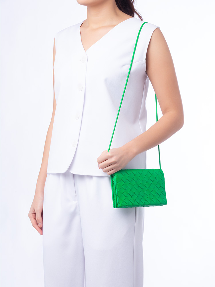 Nappa Intrecciato Wallet On Strap Parakeet