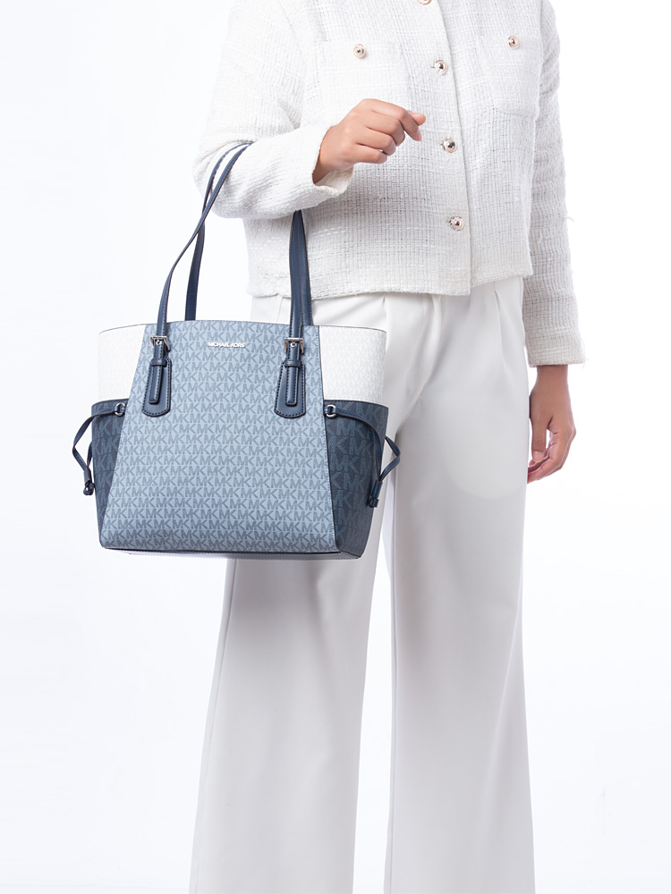 Signature Voyager Large EW Tote Admiral Multi