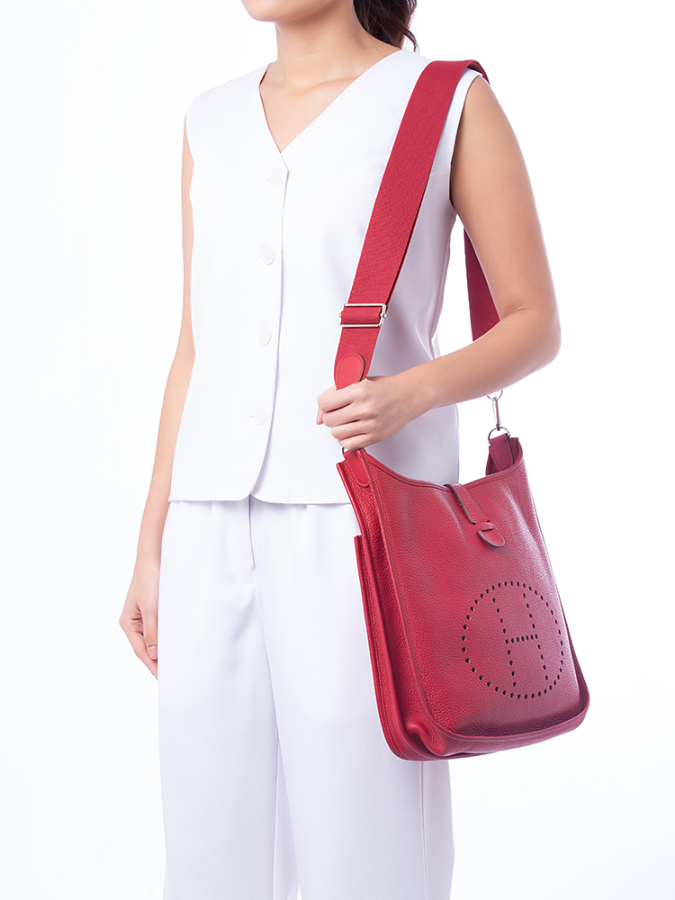 Taurillon Clemence Evelyne GM Rouge Garance
