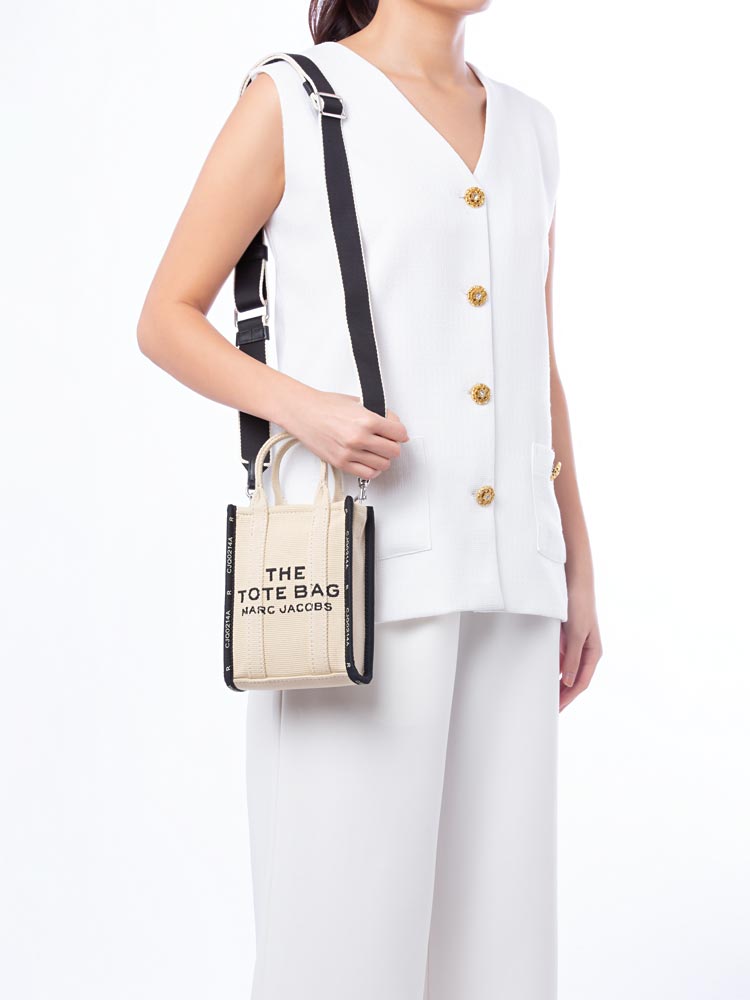 2R3HCR027H01 The Jacquard Mini Tote Warm Sand