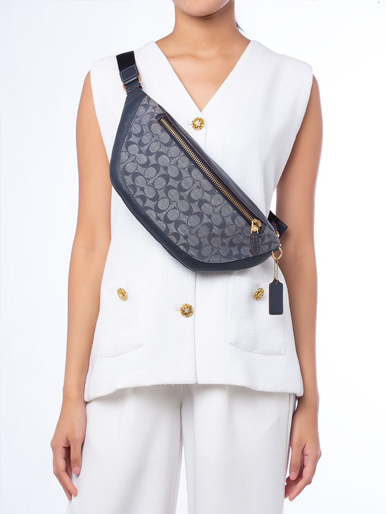 CG994 Signature Warren Belt Bag Denim