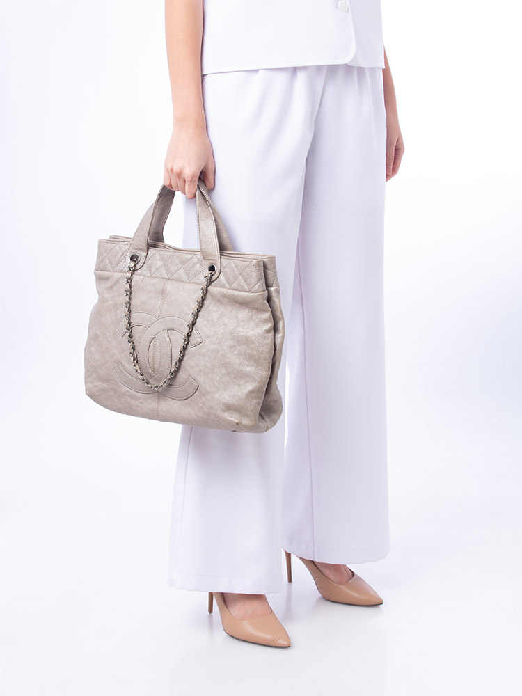 Grained Calfskin Trianon Medium Tote Silver