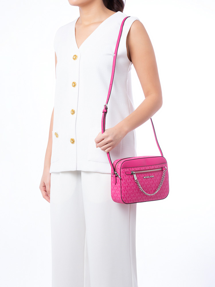 Signature Jet Set Item Large Chain Crossbody Dragonfruit