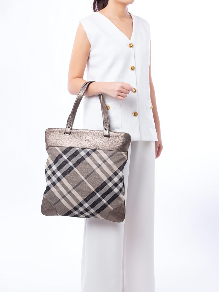 Metallic Check Medium Tote Pewter
