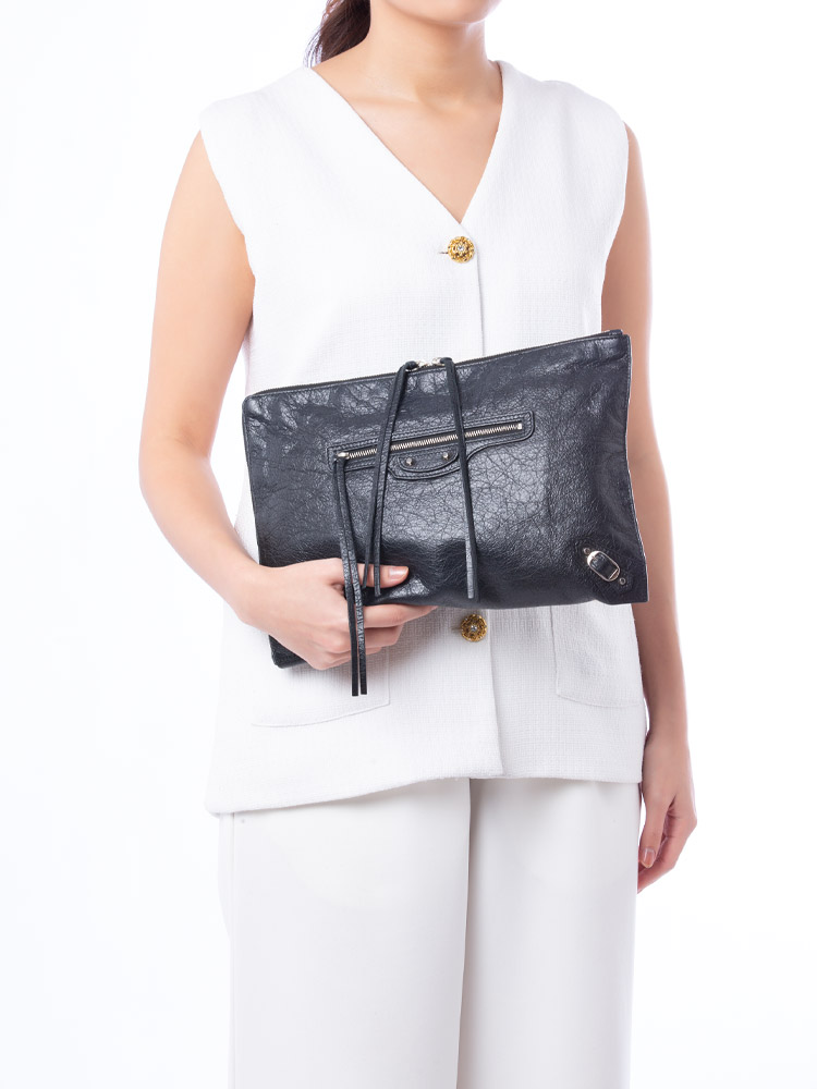 Classic Silver Small Pouch Black