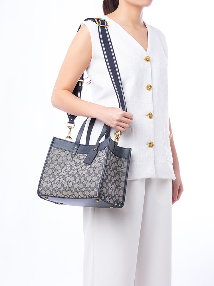 C3282 Signature Jacquard 30 Field Tote Midnight