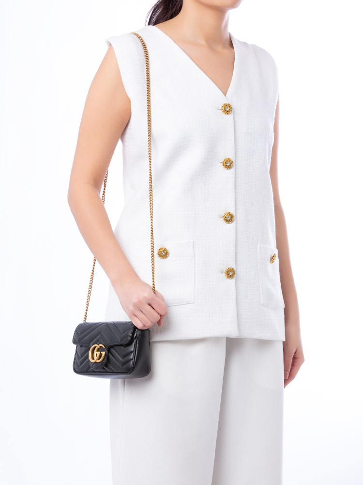 GG Marmont Matelasse Super Mini Shoulder Bag Black