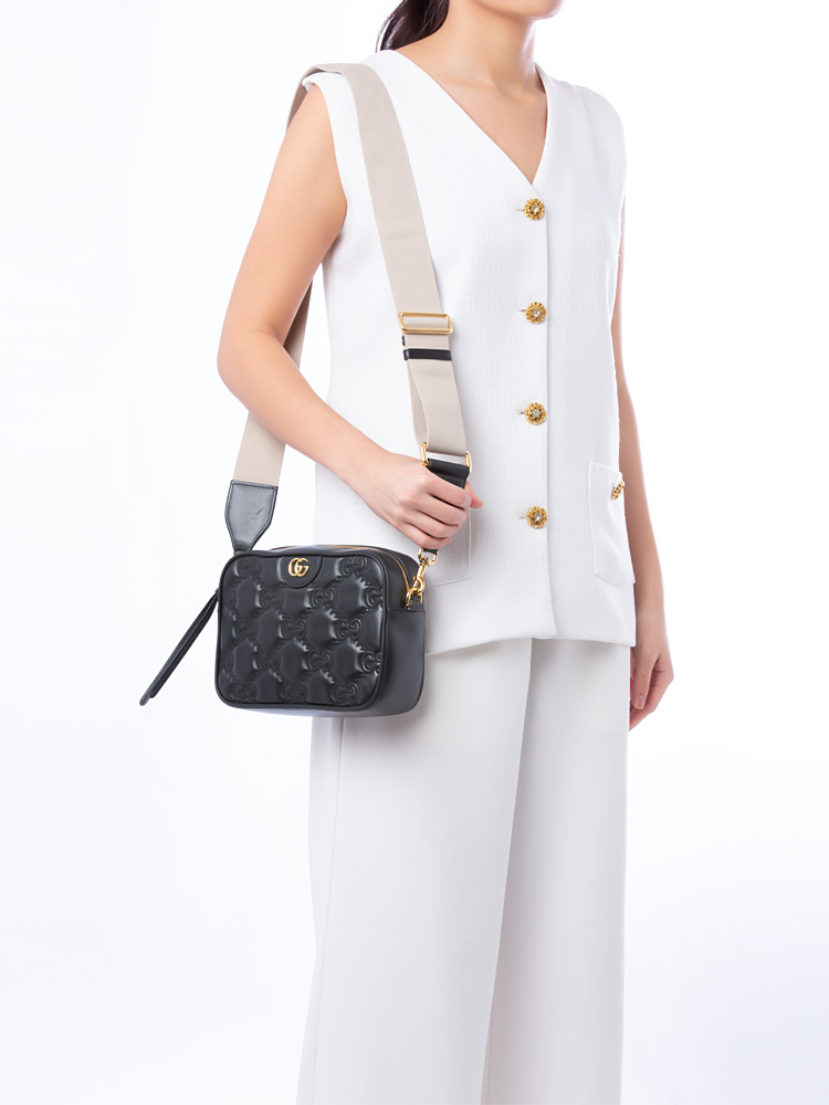 Calfskin GG Matelasse Shoulder Bag Spring Black