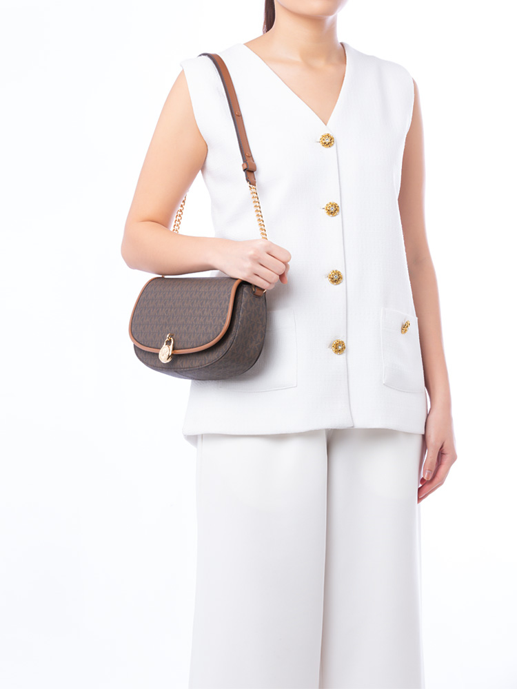 Signature Mila Medium Messenger Brown