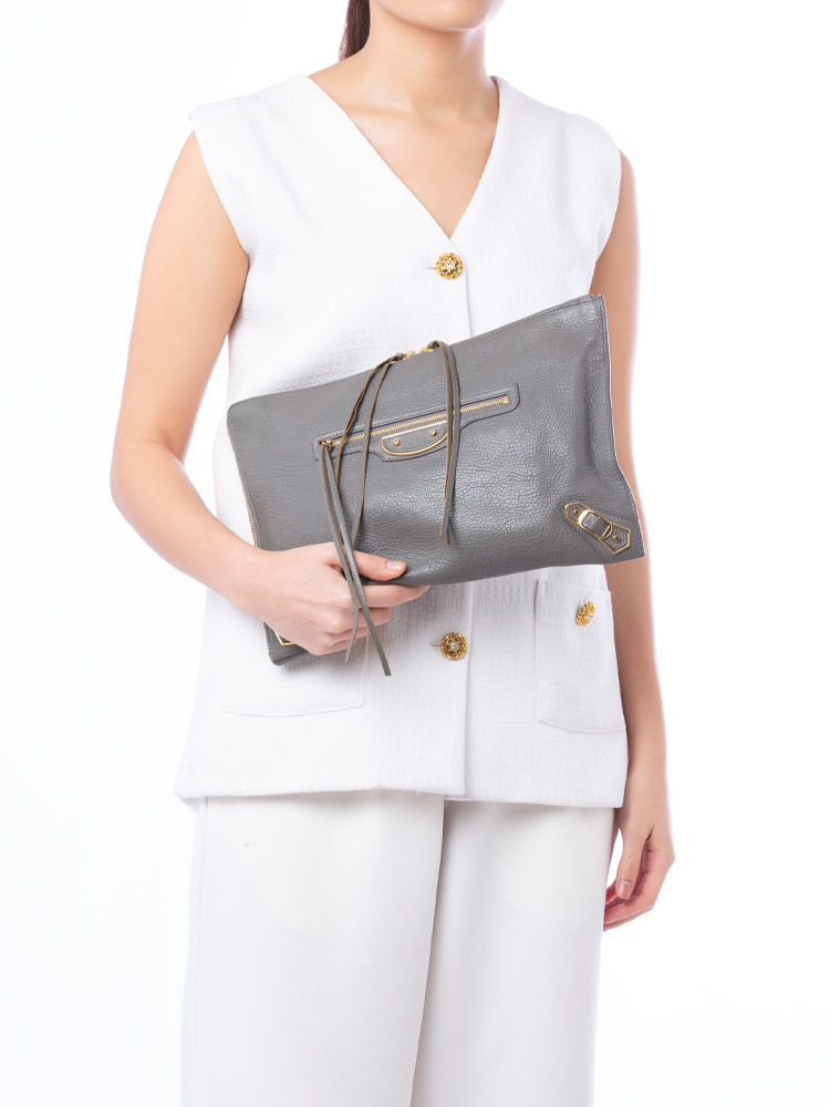Gold Metallic Edge Pouch Gris Acier