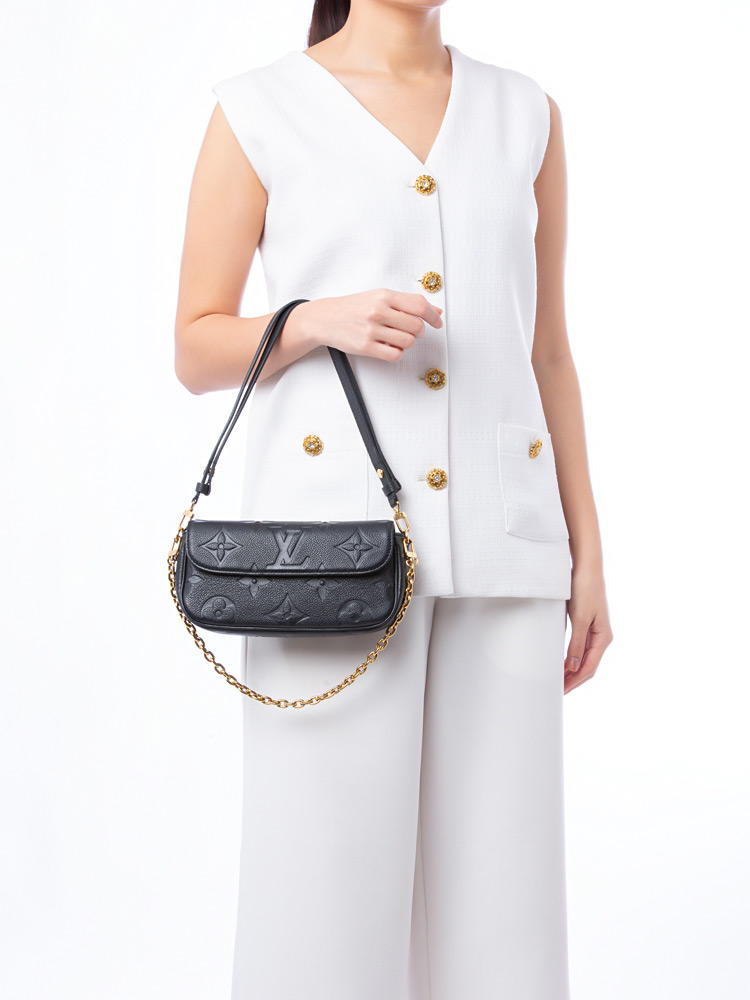 Monogram Empreinte Giant Ivy Wallet On Chain Noir