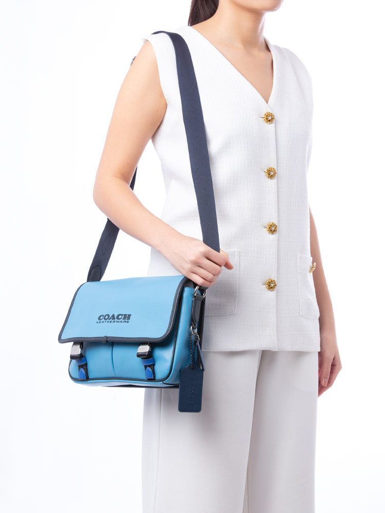 CE464 League Leather Messenger Blue