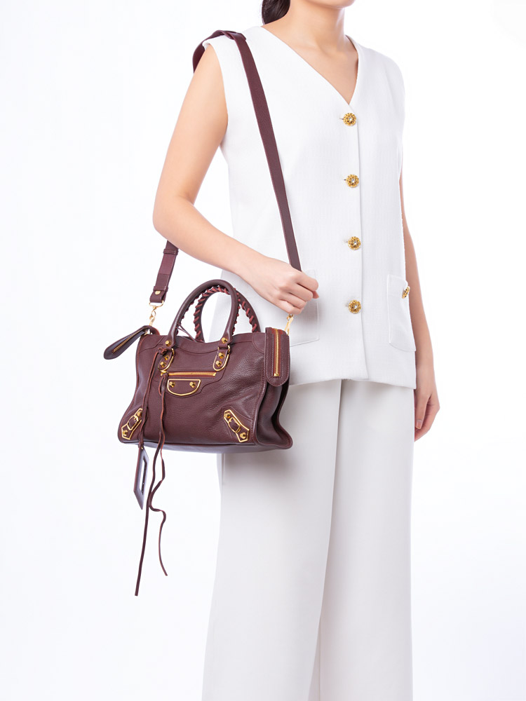 Gold Metallic Edge Small City Cassis