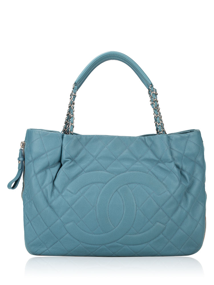 Caviar Expandable Zip Shoulder Bag Blue