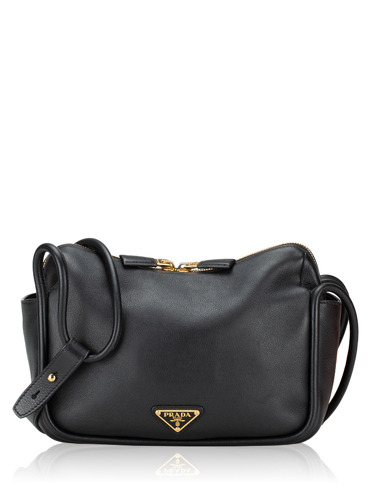 Soft Calfskin Darling Shoulder Bag Nero