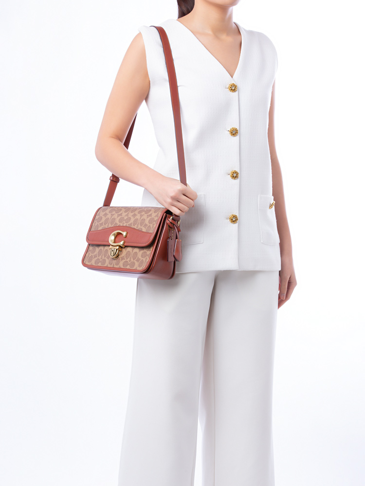 Signature C6639 Studio Shoulder Bag Tan Rust