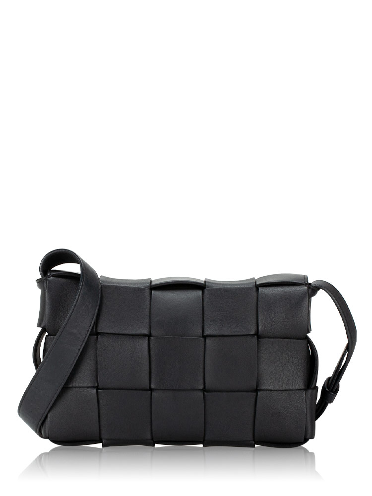 Maxi Intrecciato Cassette Crossbody Black