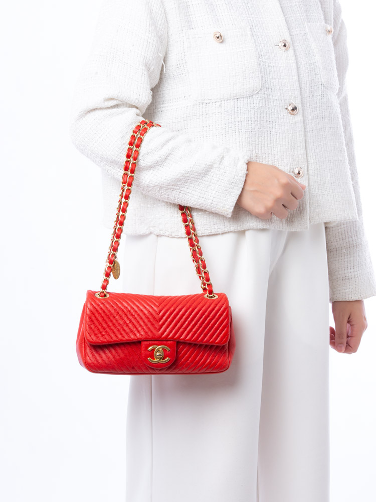 Wrinkled Calfskin Chevron Mini Rectangular Medallion Flap Bag Red