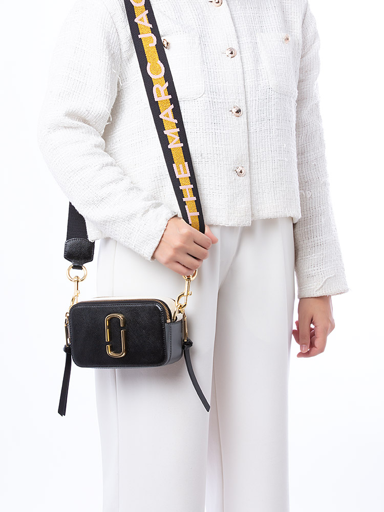 M0014146 The Snapshot Camera Bag Black Multi