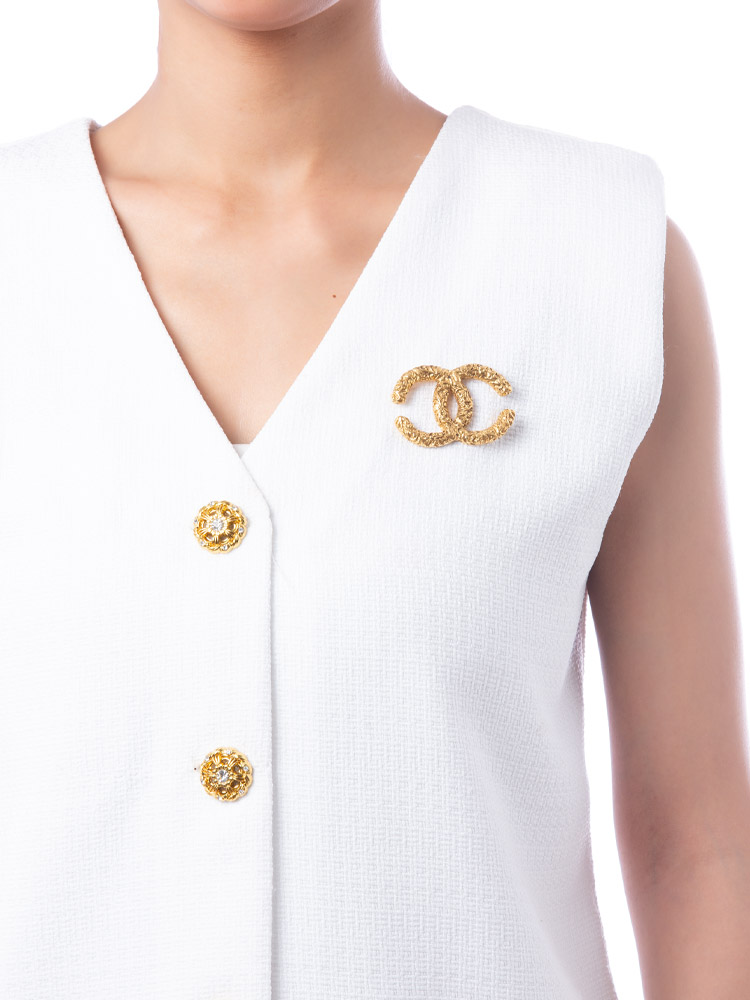 Vintage Metal Florentine CC Brooch Gold