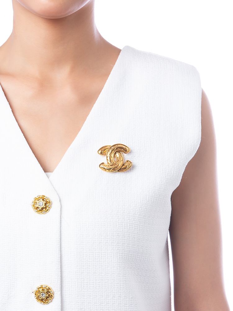 Vintage Coco Mark Matelasse Medium Brooch Gold