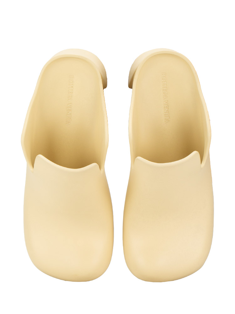 Flash Rubber Clogs Sandals Tapioca Sz 39