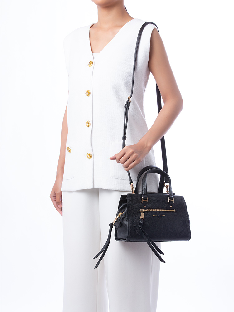 M0015022 Mini Cruiser Satchel Black