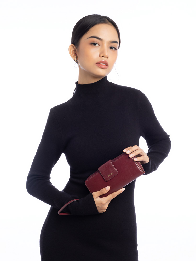 SWL2228609 Madison Zip Clutch Wine