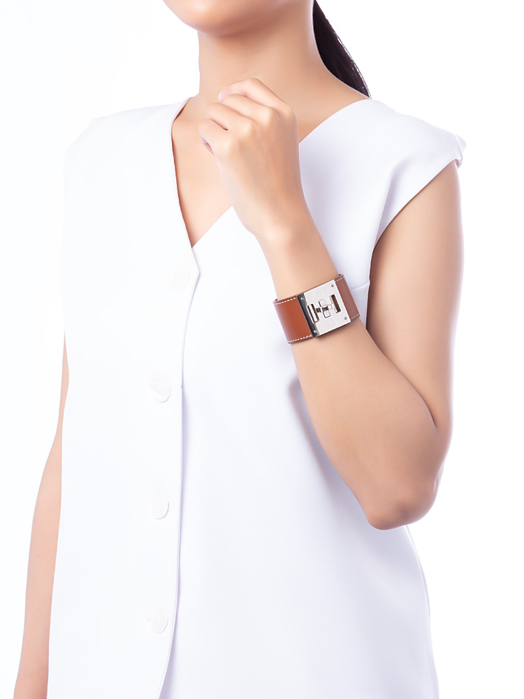 Barenia Kelly Dog Bracelet Fauve