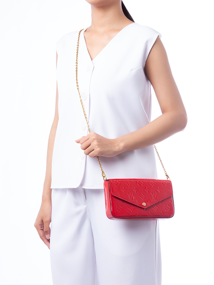 Monogram Vernis Pochette Felicie Cerise