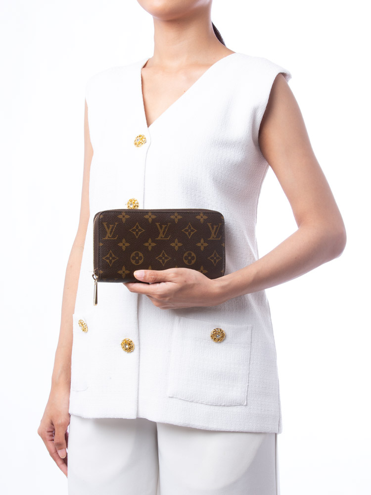Monogram Zippy Wallet