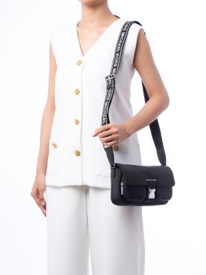 Khai Medium Nylon Messenger Black