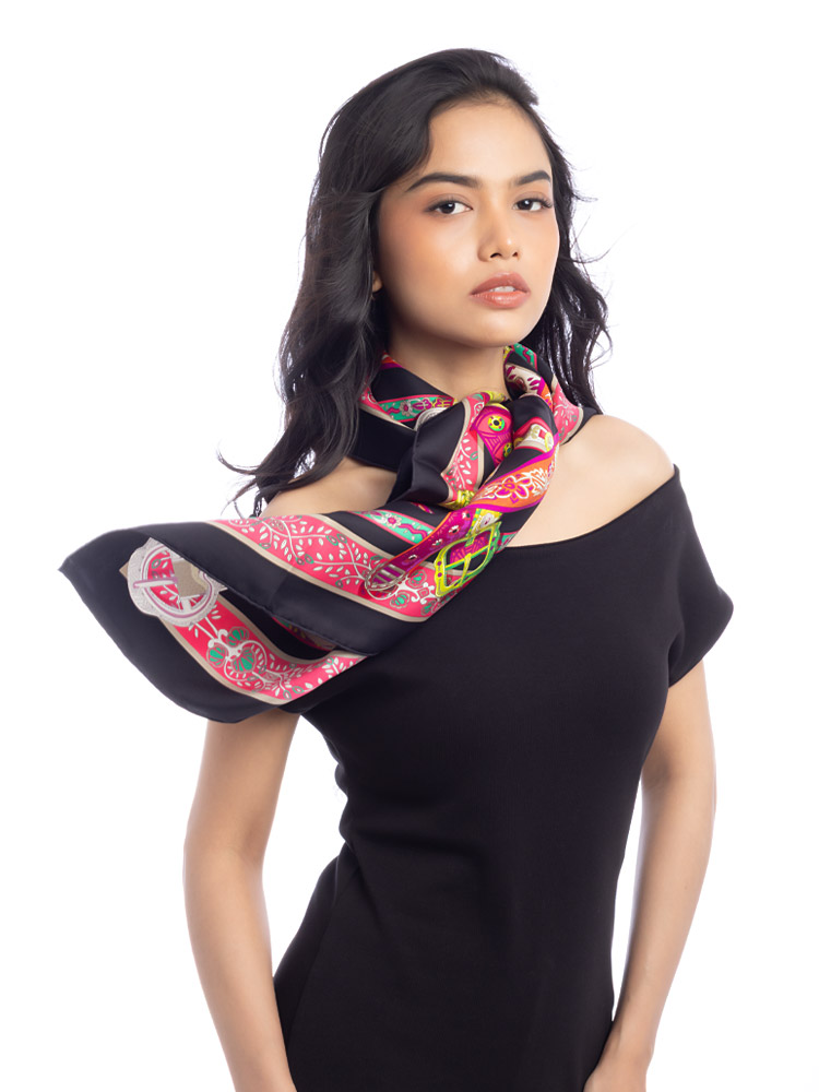 Twil La Songe De La Licorne 90 Silk Scarf Noir Fuchsia Multicolor