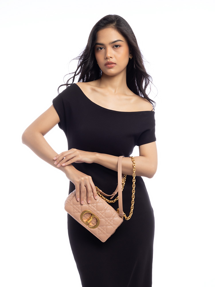 Calfskin Cannage Small Caro Bag Rose De Vents