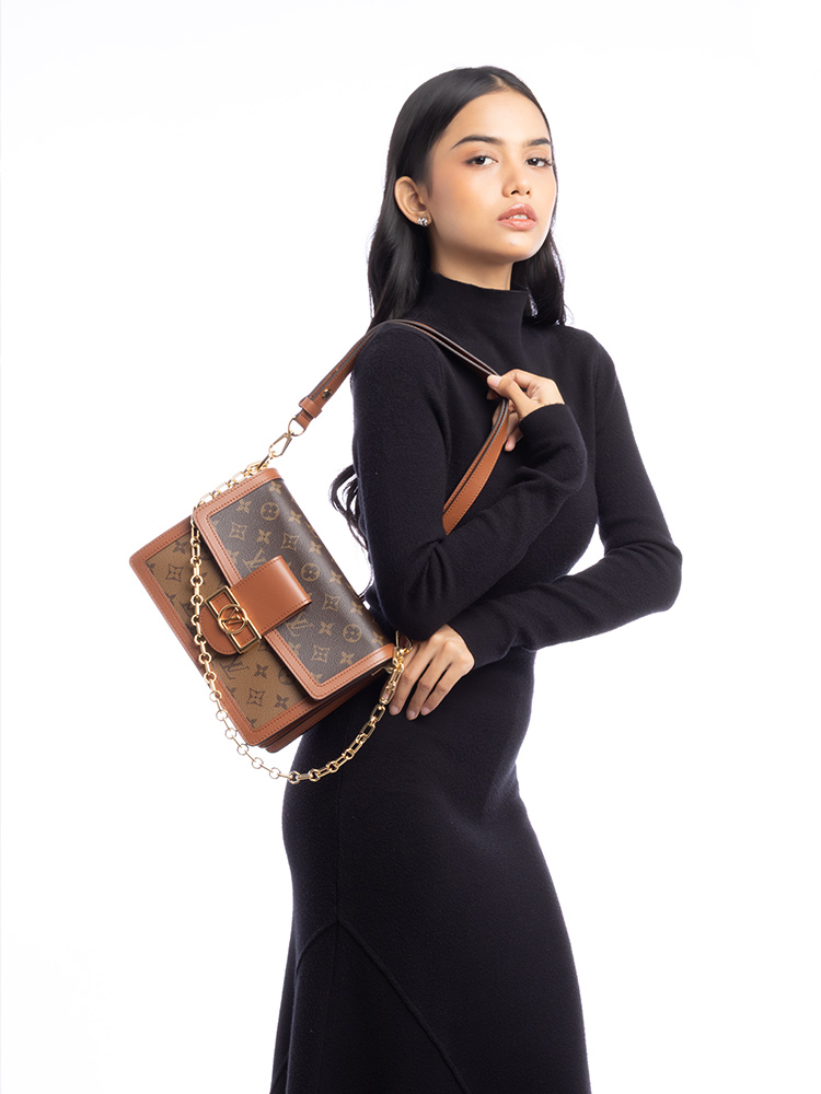 Monogram Reverse Dauphine MM