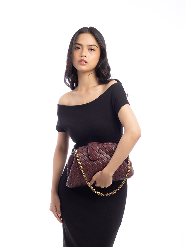 Nappa Intrecciato The Lauren 1980 Medium Clutch With Chain Barolo