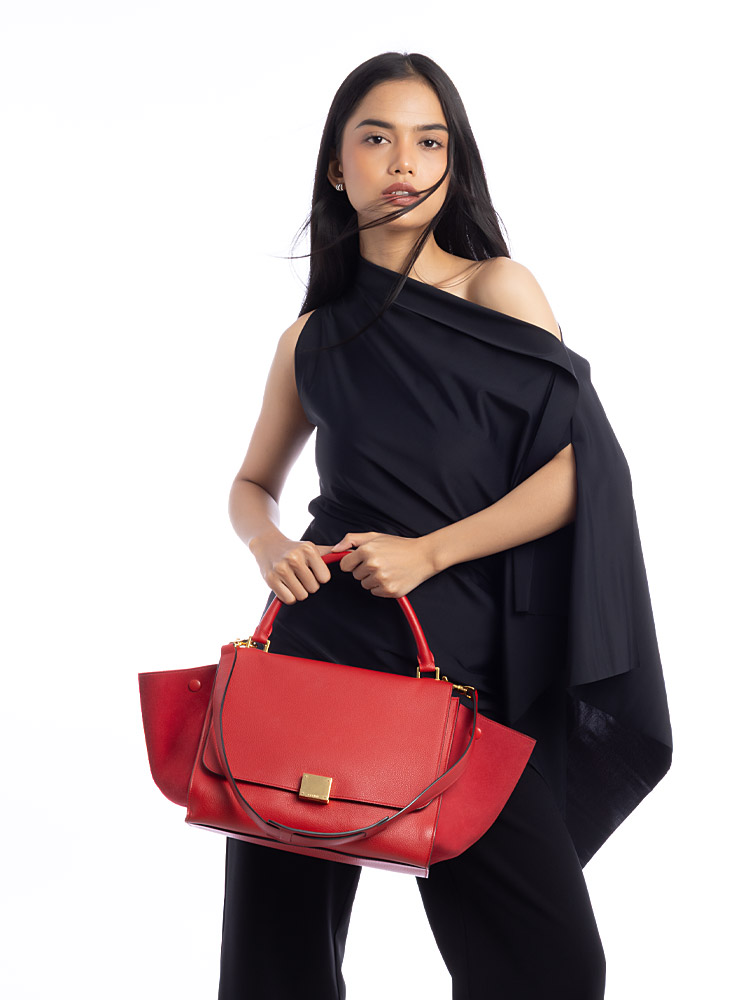 Drummed Calfskin Suede Medium Trapeze Coquelicot