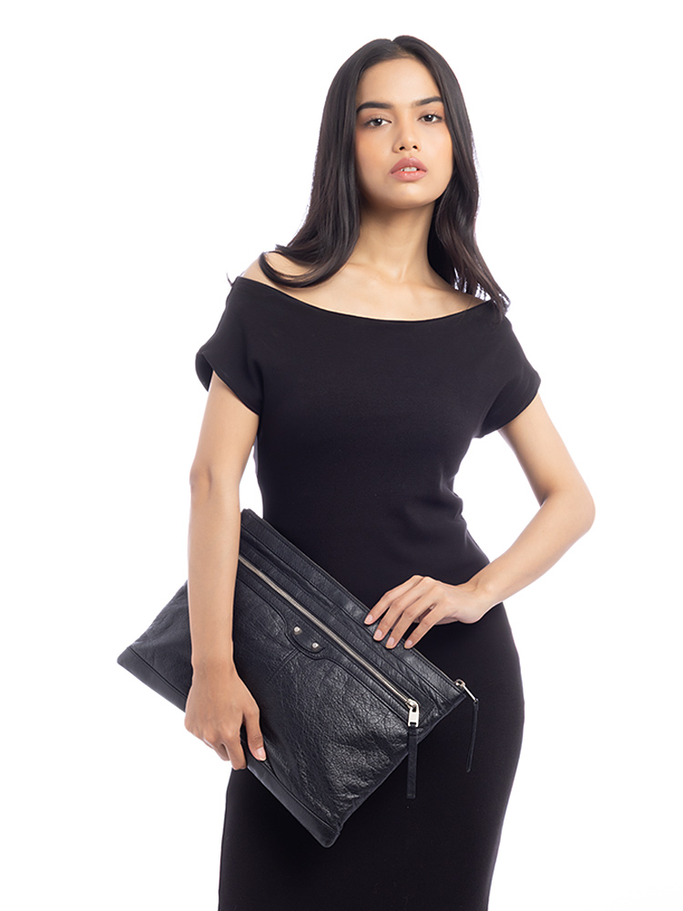 Classic Large Clip Pouch Black