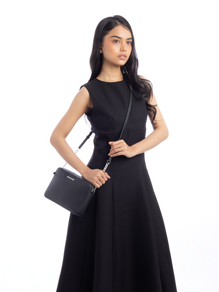 Jet Set Item Large Crossbody Black Silver