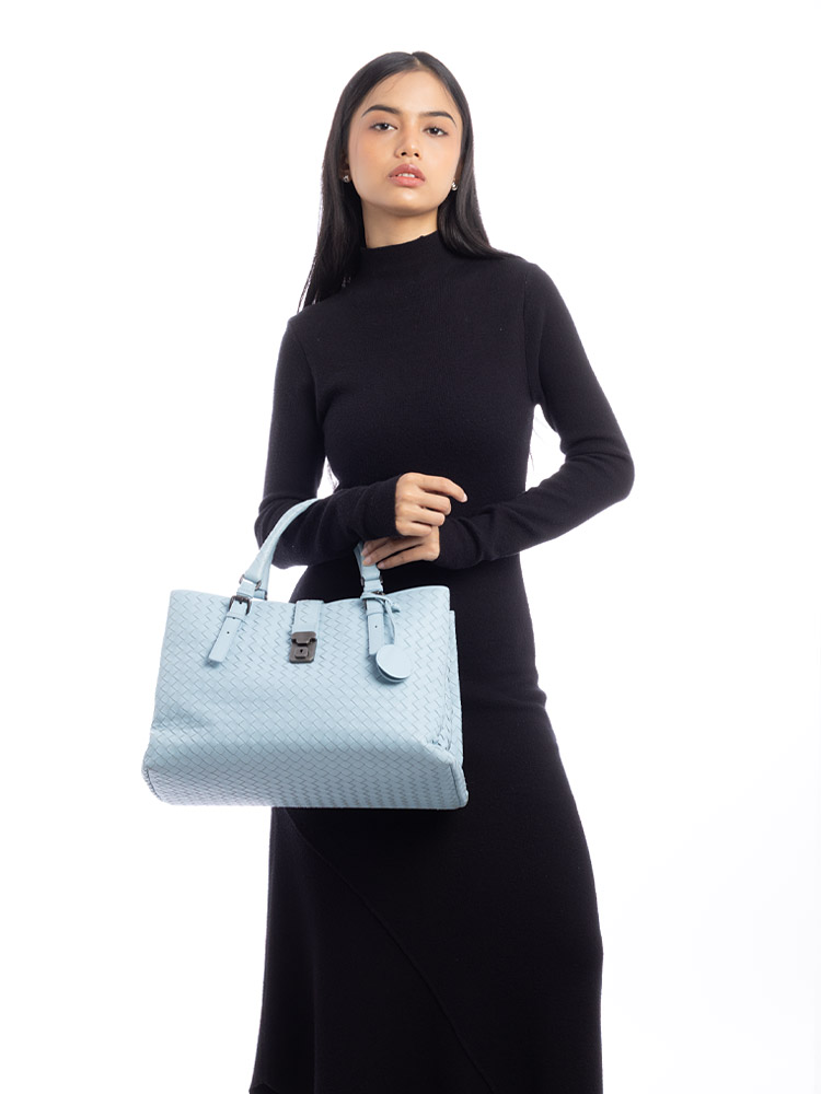 Intrecciato Nappa Medium Roma Sky Blue