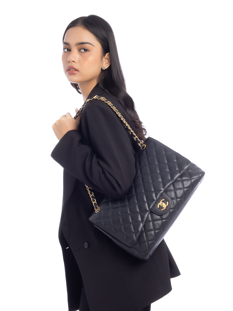 Caviar Maxi Classic Single Flap Bag Black