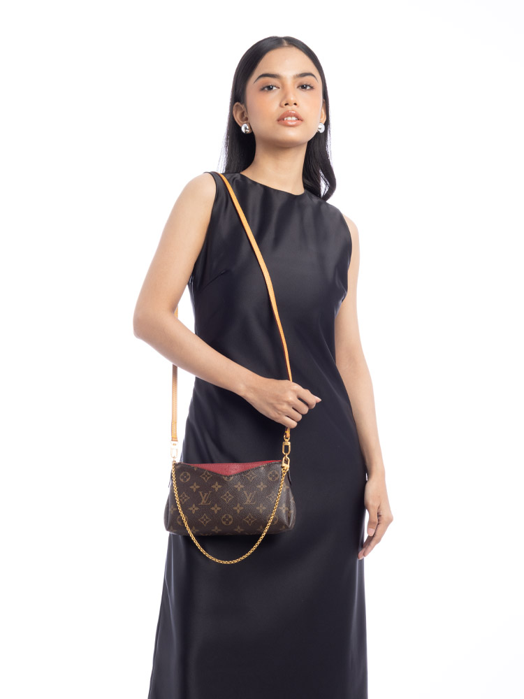 Monogram Pallas Clutch Cerise