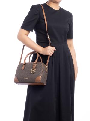 Signature Thompson Medium Duffle Brown