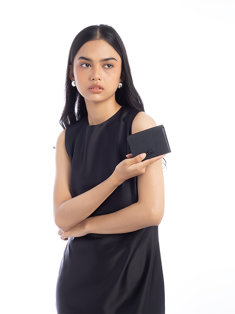 Pebbled Calfskin GG Marmont Small Wallet Black