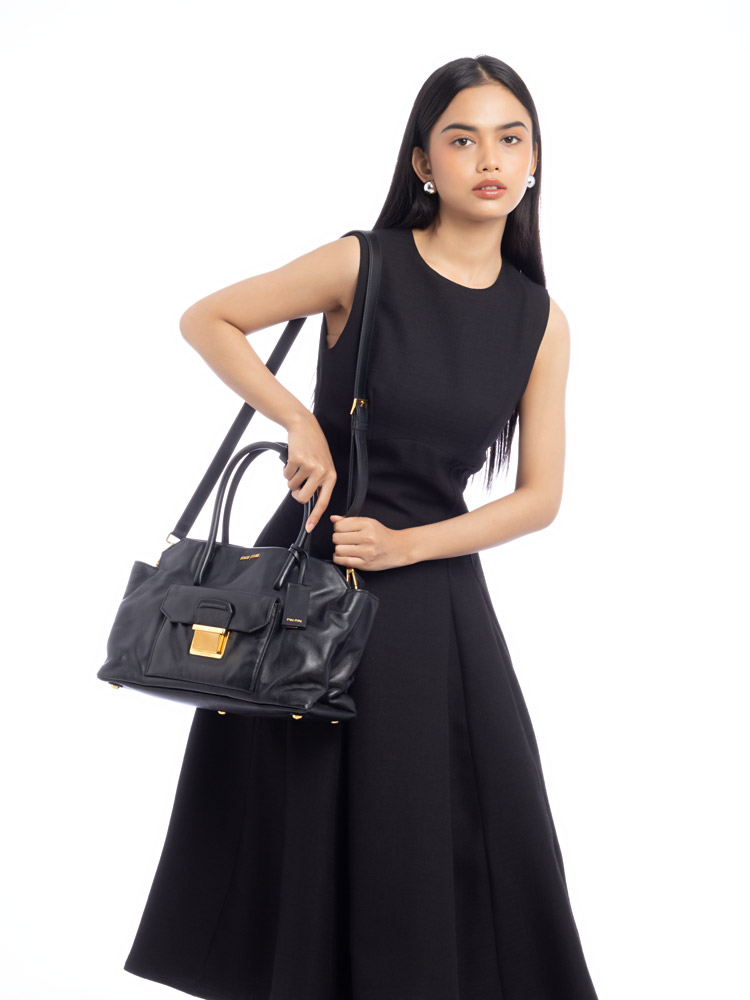 RN1099 Vitello Soft Tote Nero