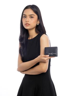 Carson Pebbled Leather Small Wallet Black